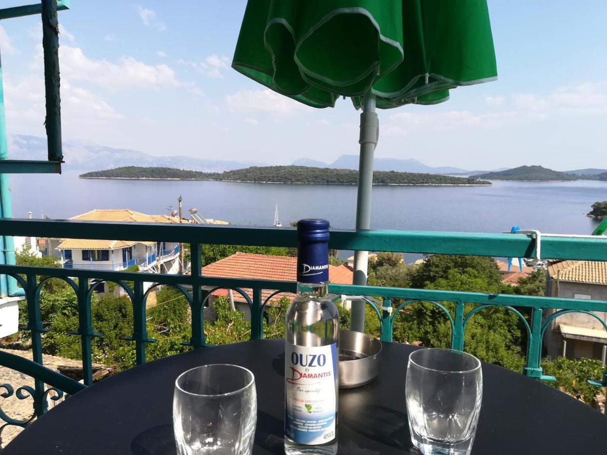 Bella Vista Aparthotel Nidhrion Exteriör bild