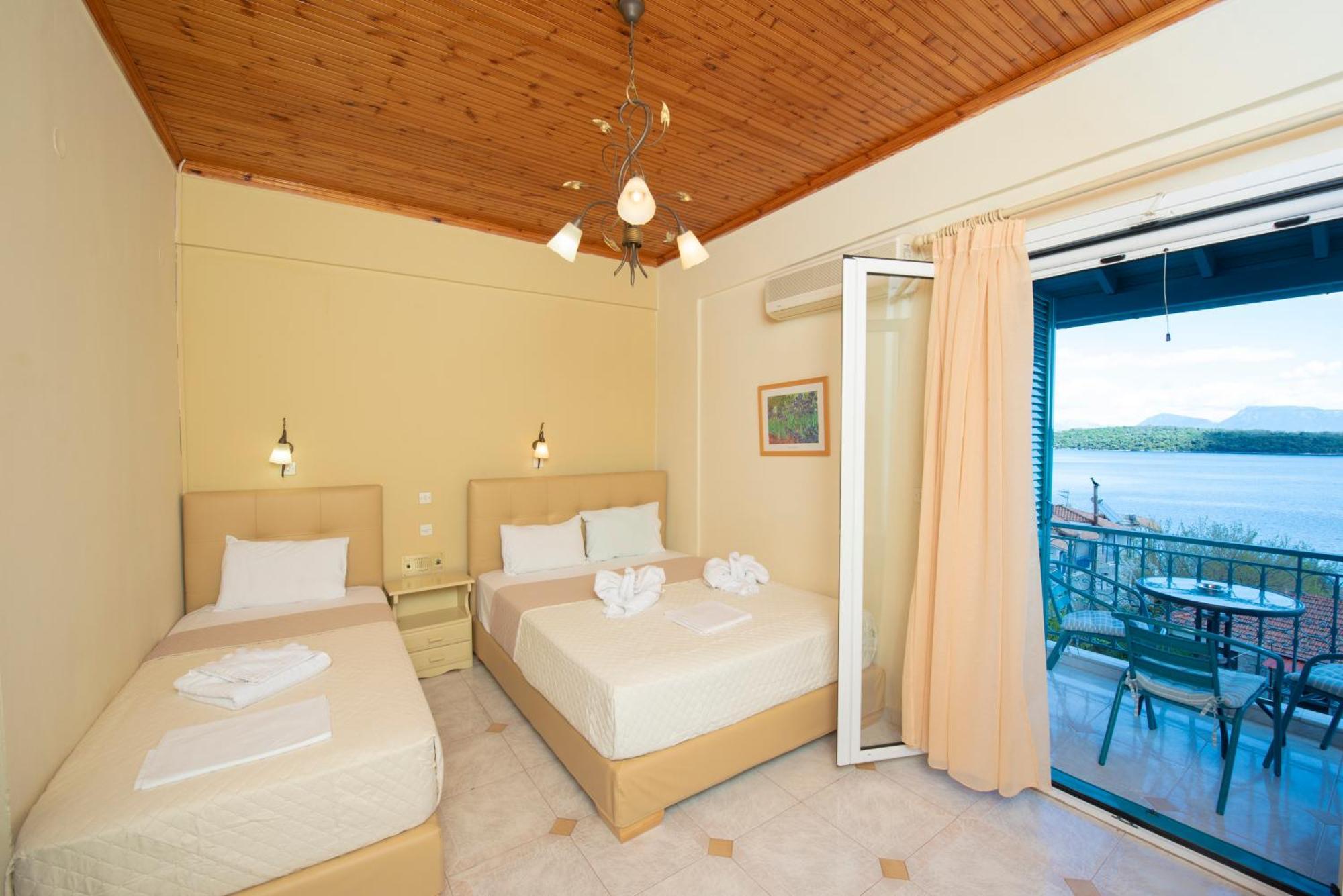Bella Vista Aparthotel Nidhrion Exteriör bild